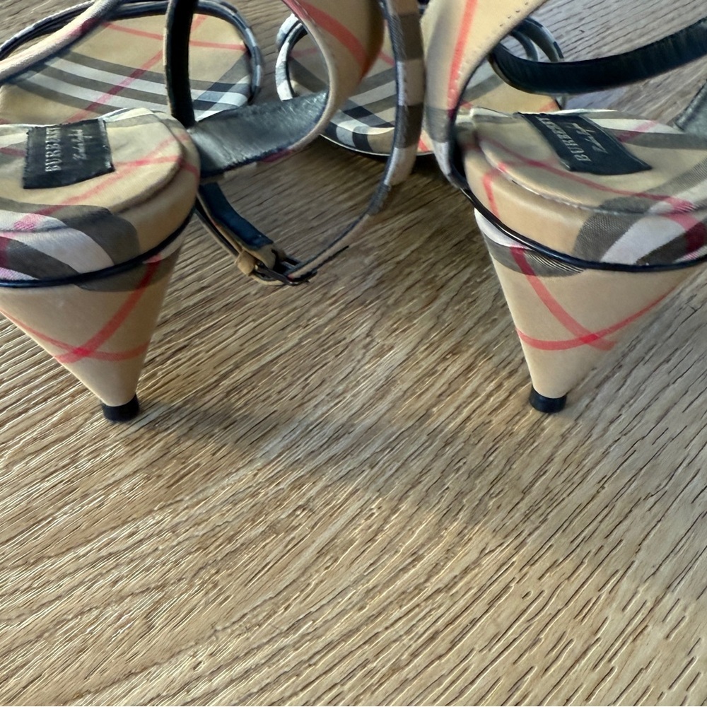 Burberry Runway Hansel Checkered Kitten Heel Ankle Strap Sandal 40 - Picture 6 of 8